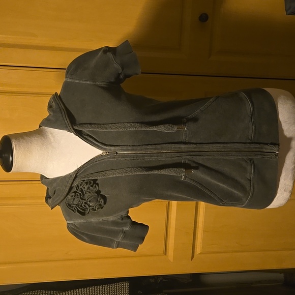 Juicy Couture Tops - Juicy Couture | Vintage grey Short Sleeve Hoodie. ASO Gilmore Girls Rory.